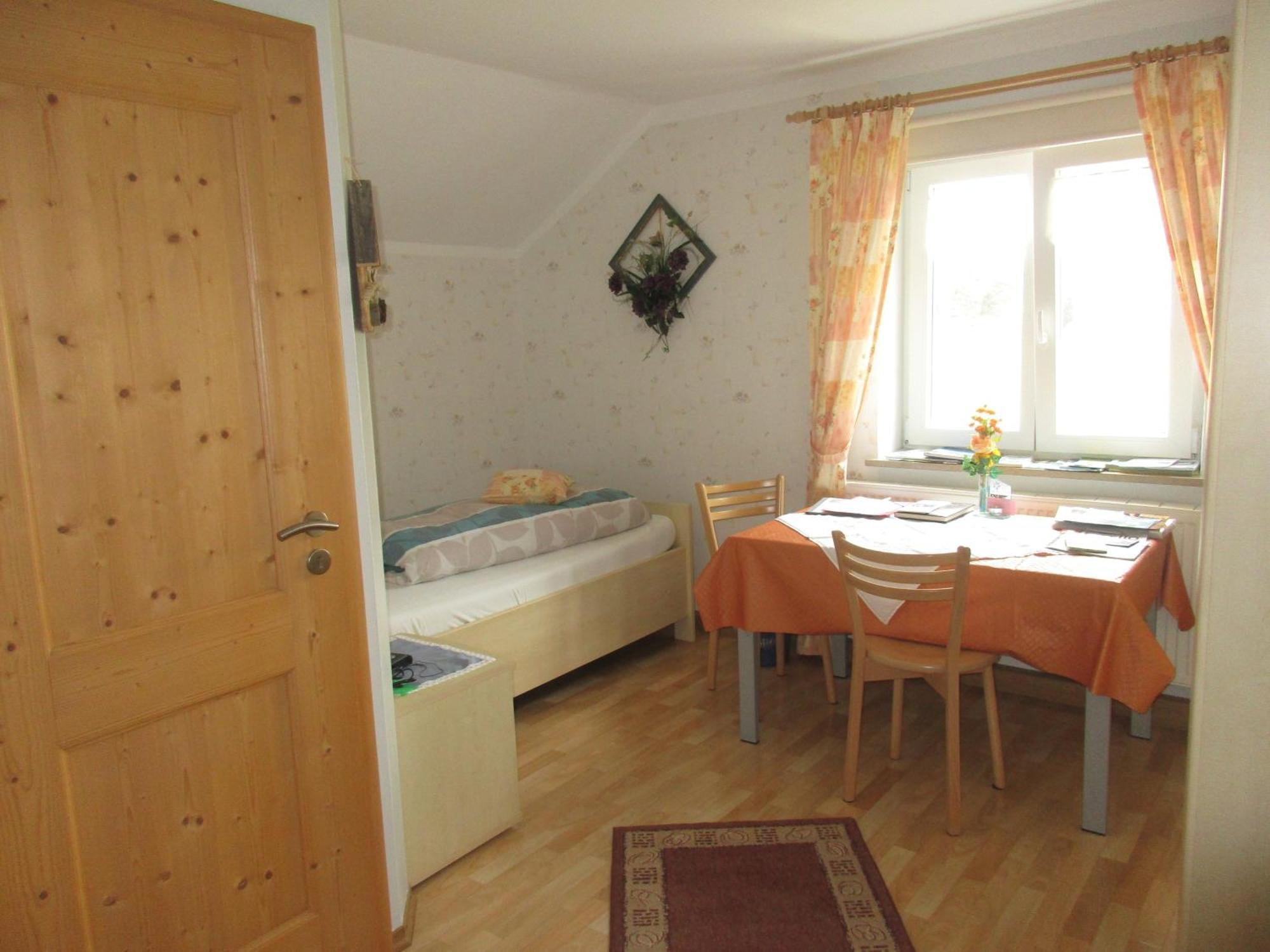 Gaestehaus Reisacher - Einzelzimmer Peiting Buitenkant foto