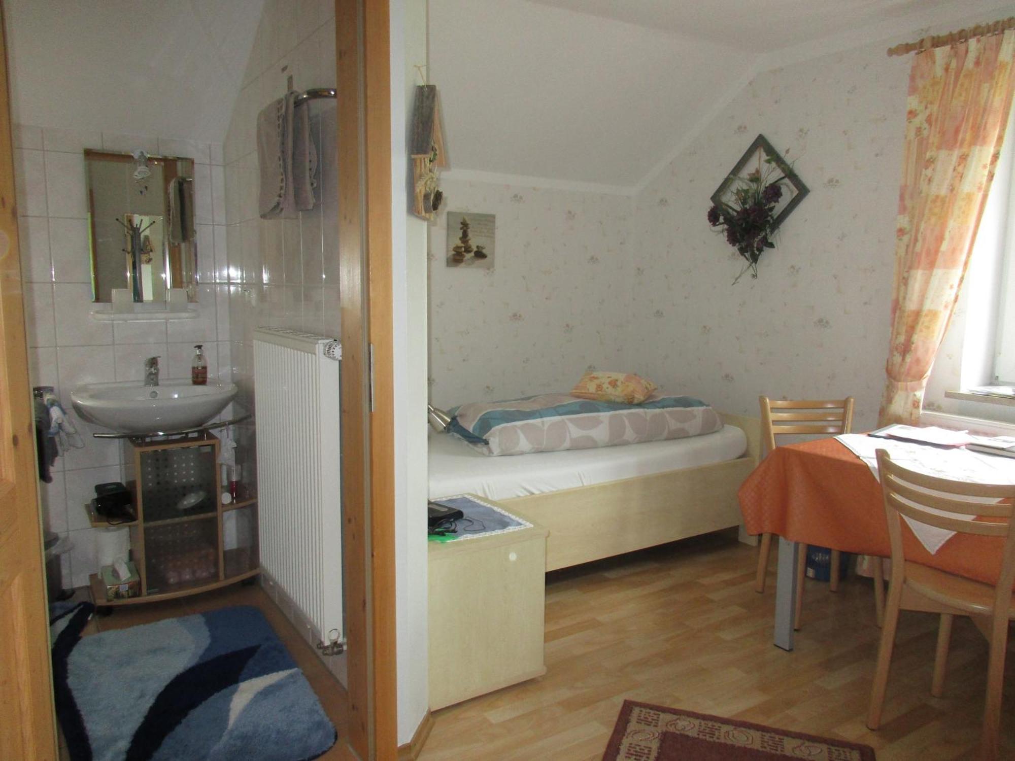 Gaestehaus Reisacher - Einzelzimmer Peiting Buitenkant foto